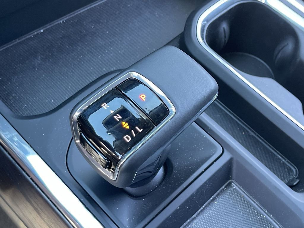 Used 2026 GMC Sierra 1500 SLT w/ SLT Premium Package image 16