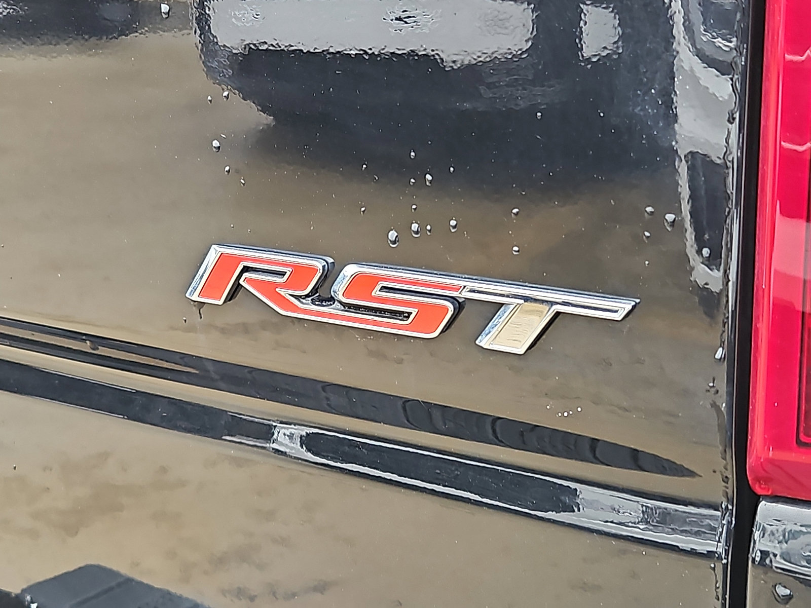 Certified 2024 Chevrolet Silverado 1500 RST w/ Z71 Off-Road Package image 11