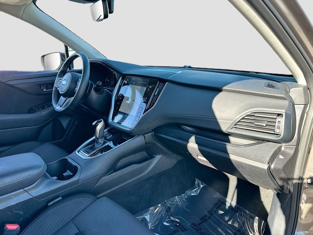 Used 2023 Subaru Outback Premium image 28