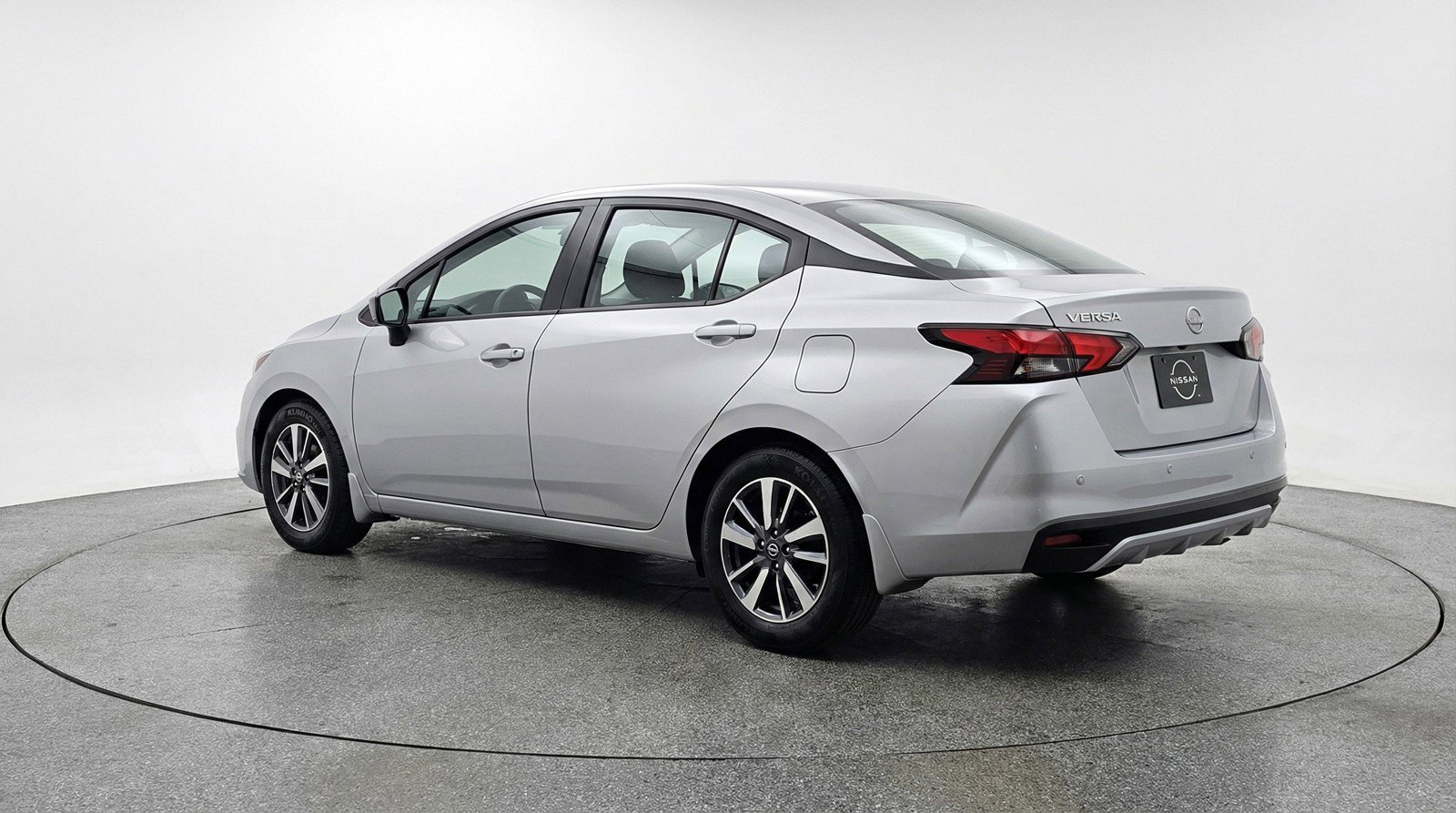 Used 2025 Nissan Versa SV FWD image 6