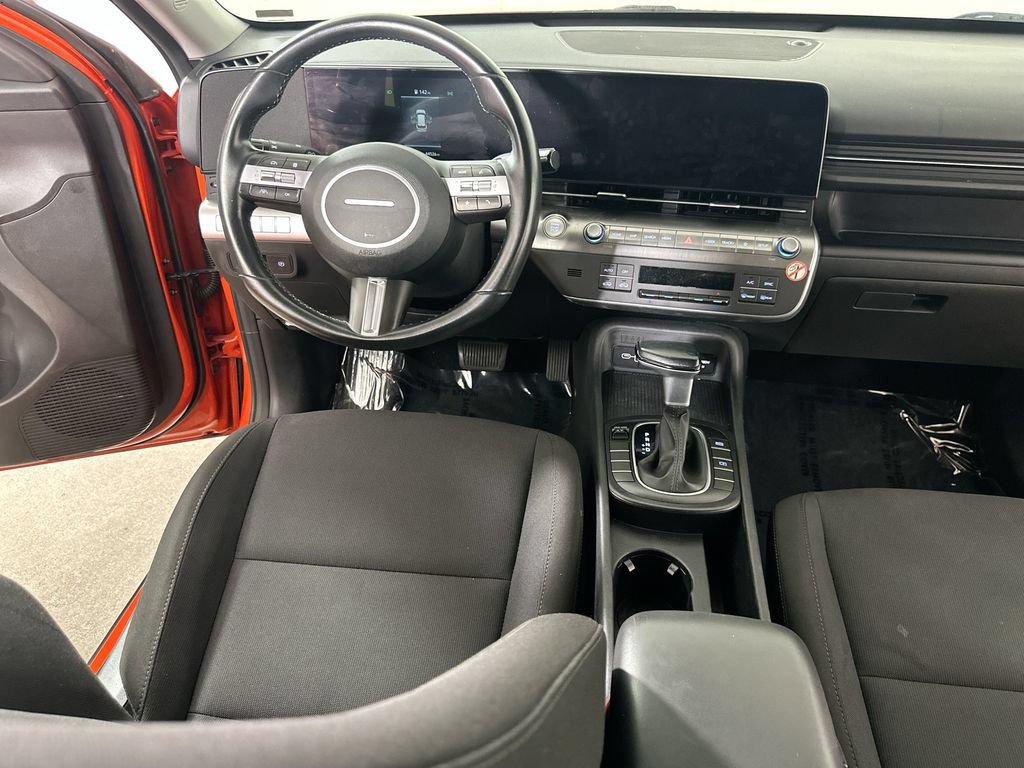 Used 2024 Hyundai Kona SEL FWD image 17