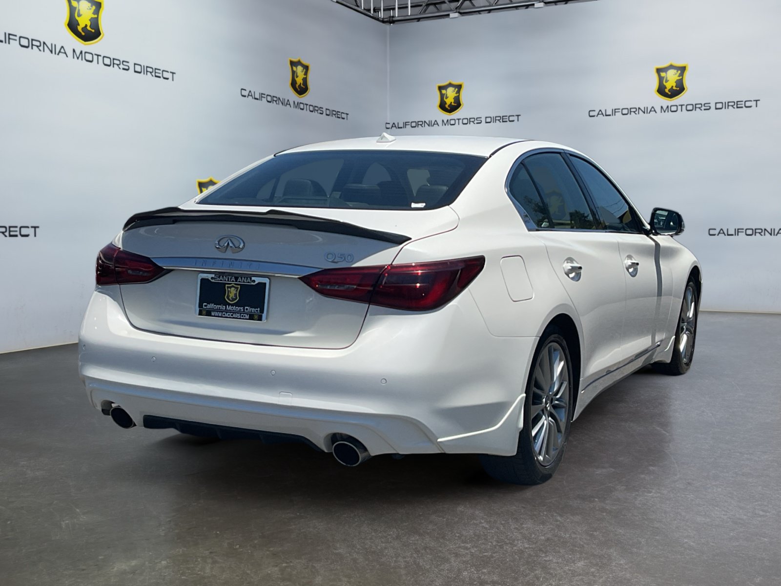 Used 2023 INFINITI Q50 Luxe w/ Cargo Package RWD image 5