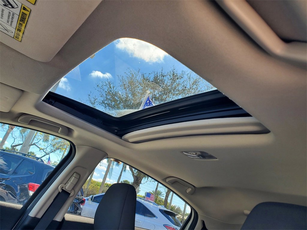 Used 2019 Honda HR-V EX image 17