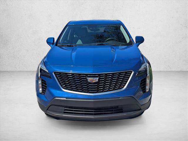 Used 2023 Cadillac XT4 Luxury image 2