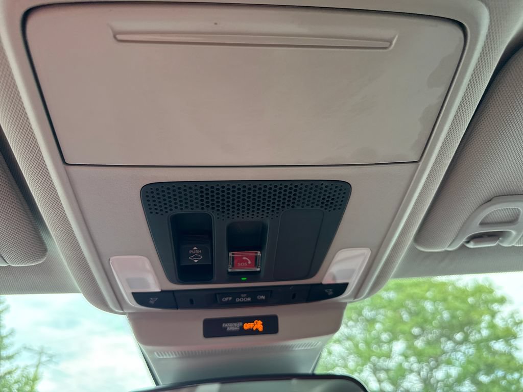 Used 2025 Honda Accord SE image 35