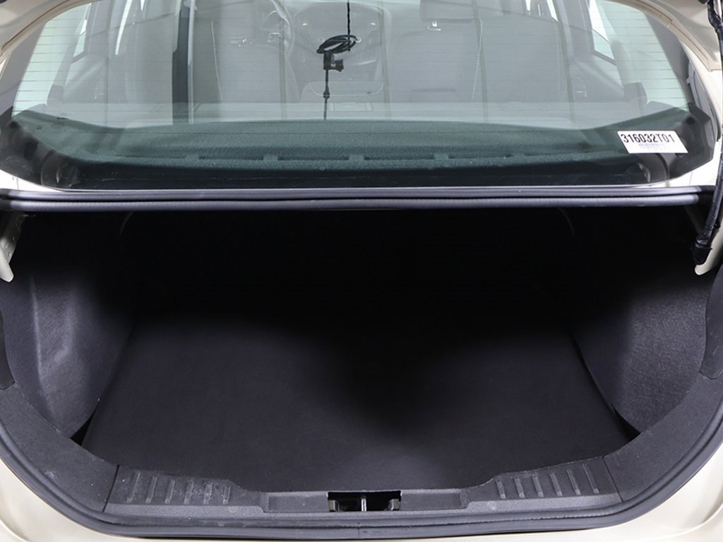 Used 2017 Ford Focus SE image 14