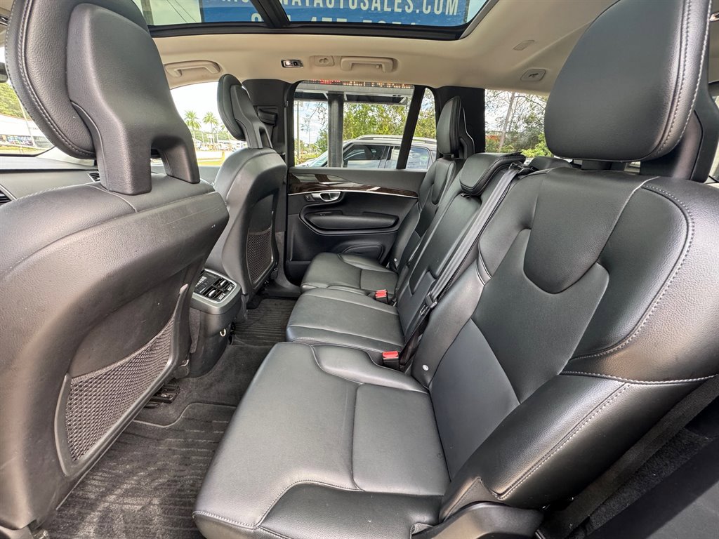 Used 2018 Volvo XC90 T5 Momentum AWD/4WD image 12