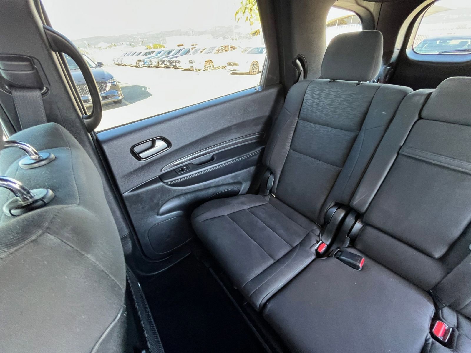 Used 2023 Dodge Durango SXT image 39