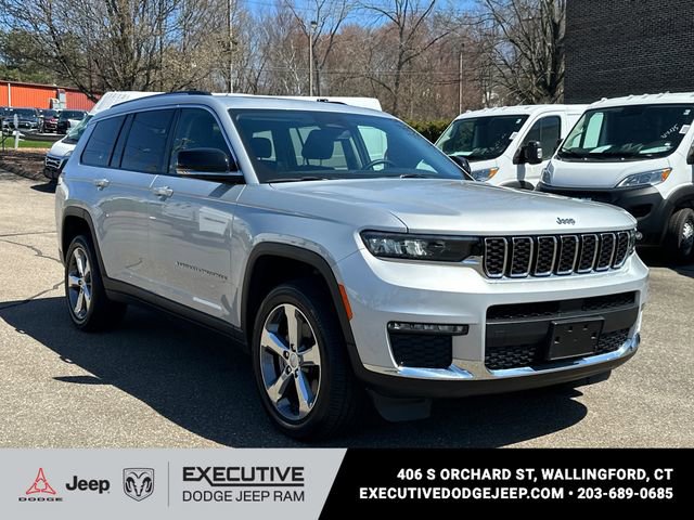 Used 2022 Jeep Grand Cherokee L Limited AWD/4WD image 5