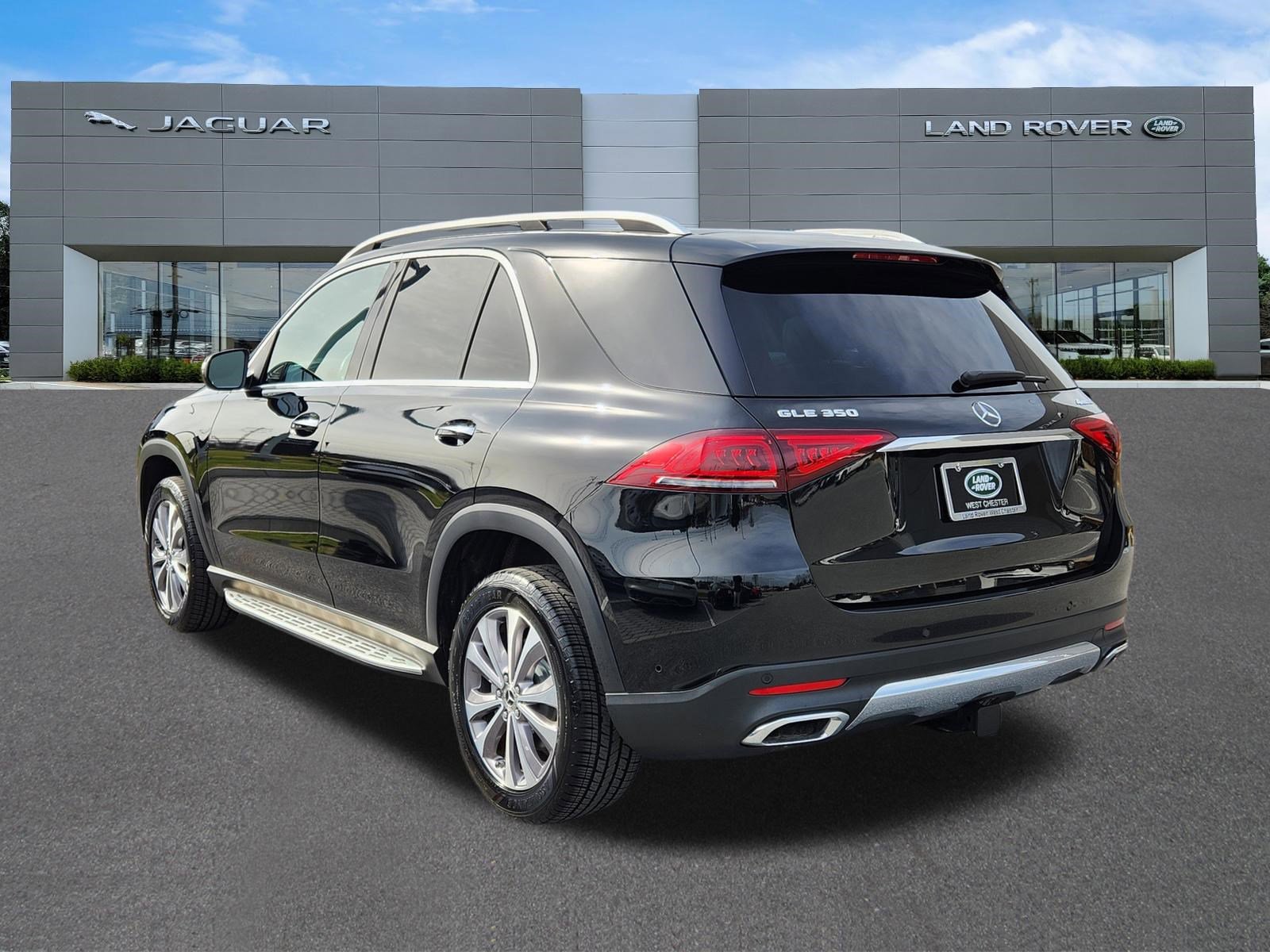 Used 2022 Mercedes-Benz GLE 350 4MATIC image 3