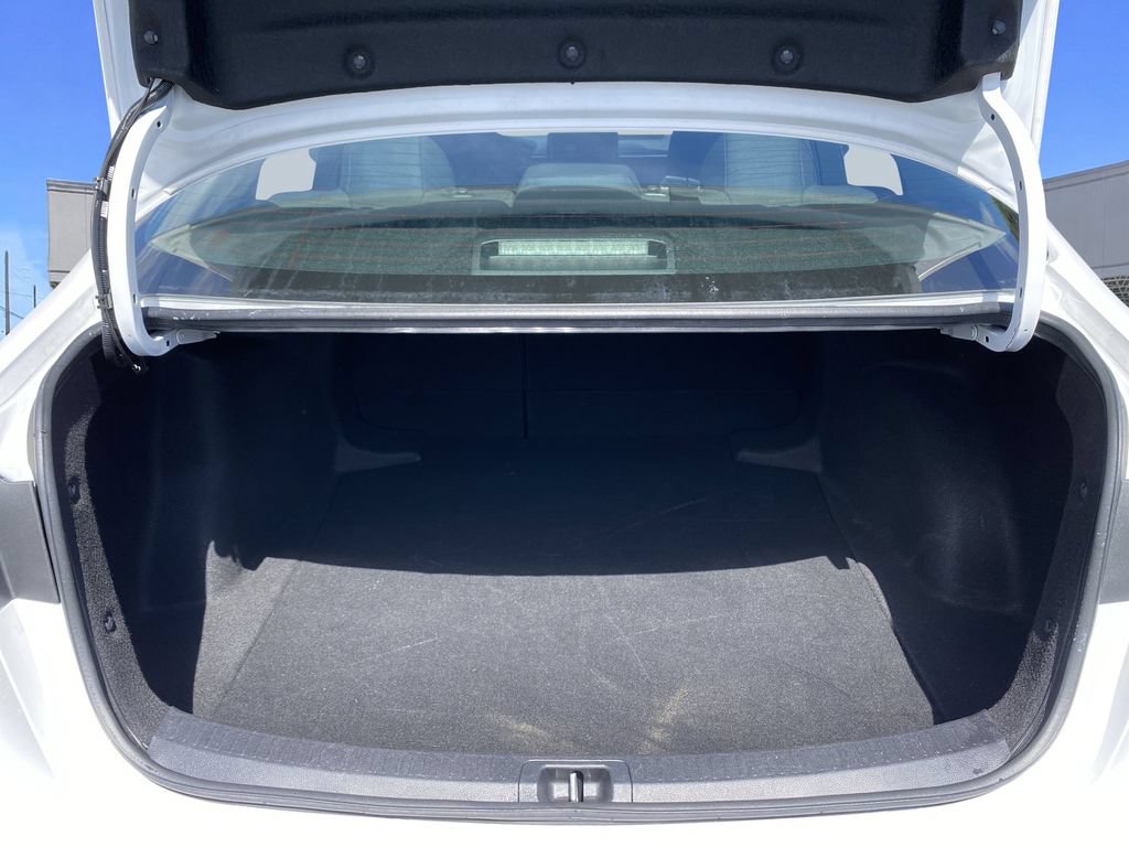 Used 2024 Toyota Corolla LE FWD image 19