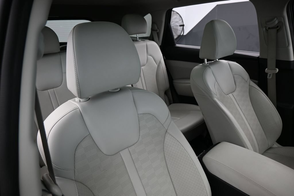 Used 2025 Kia Sorento S w/ Panoramic Sunroof Package FWD image 46