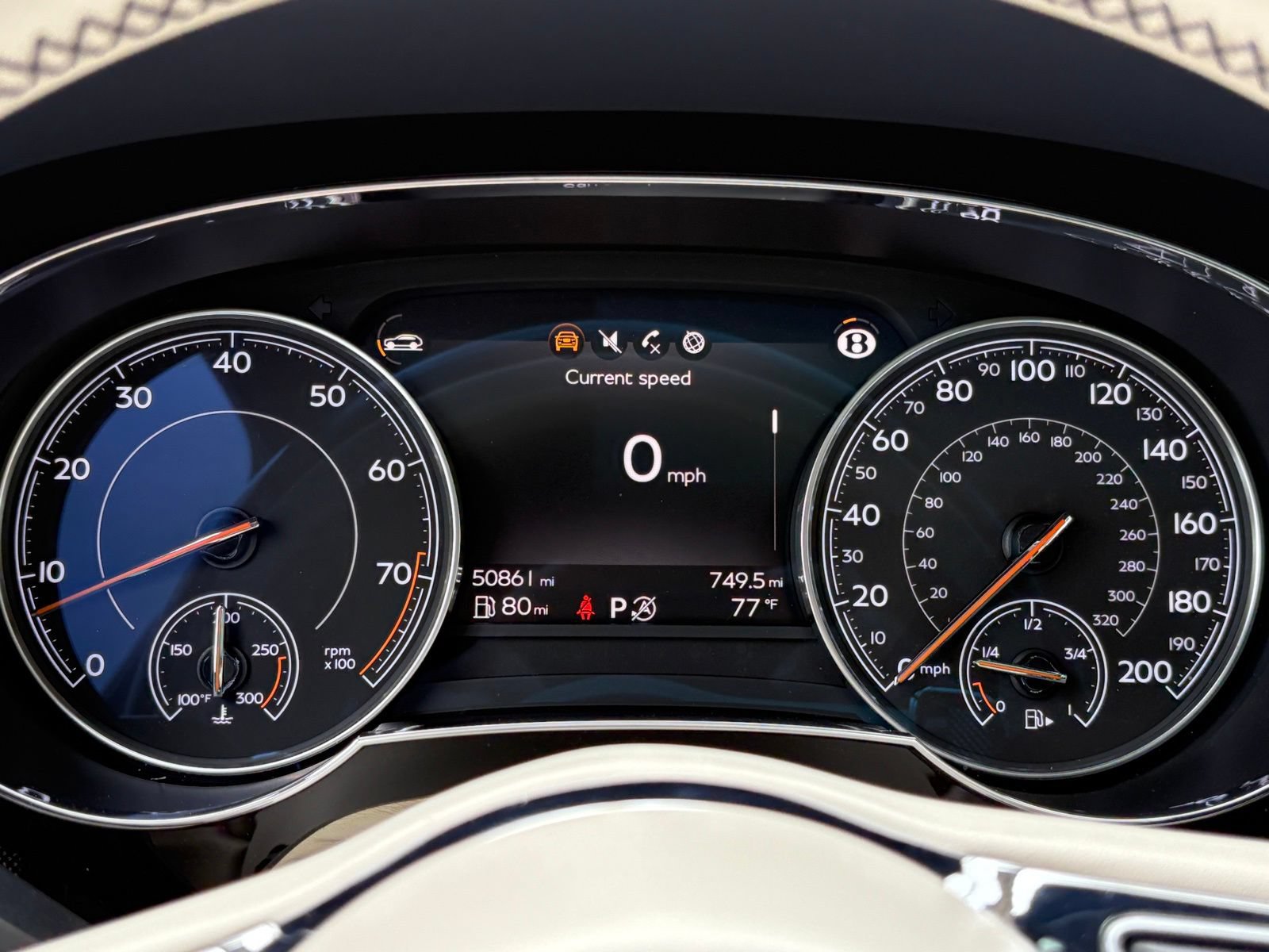 Used 2019 Bentley Bentayga AWD/4WD image 19