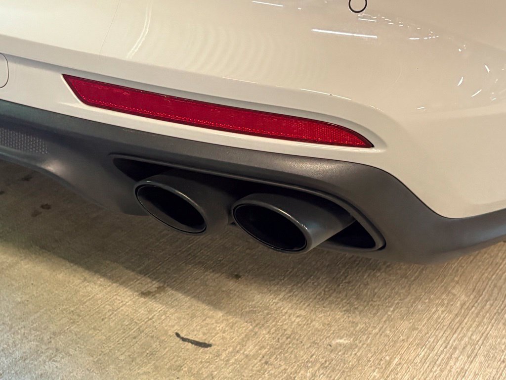 Used 2023 Porsche Panamera 4S AWD/4WD image 14