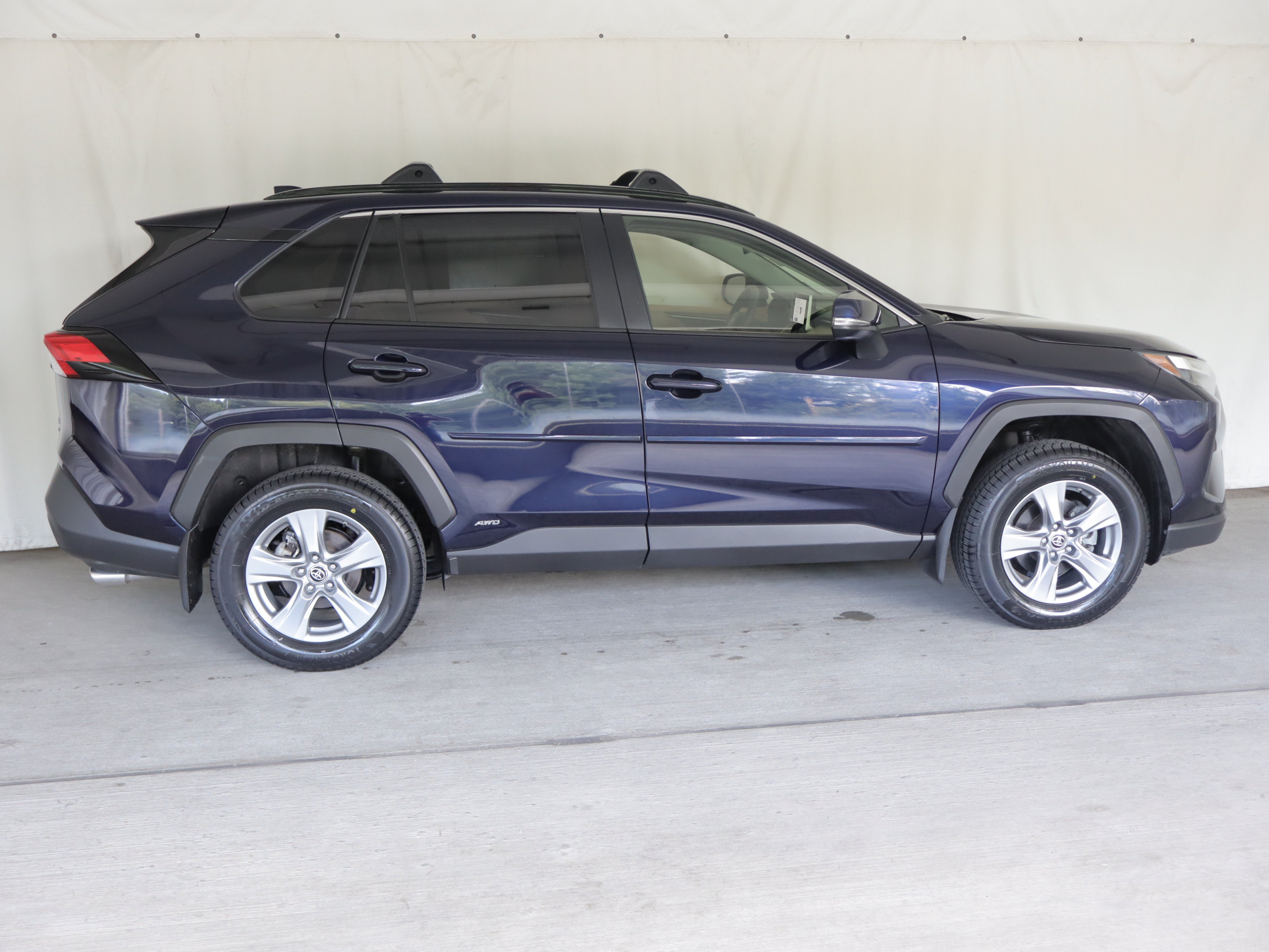 Used 2025 Toyota RAV4 XLE w/ Convenience Package AWD/4WD image 6