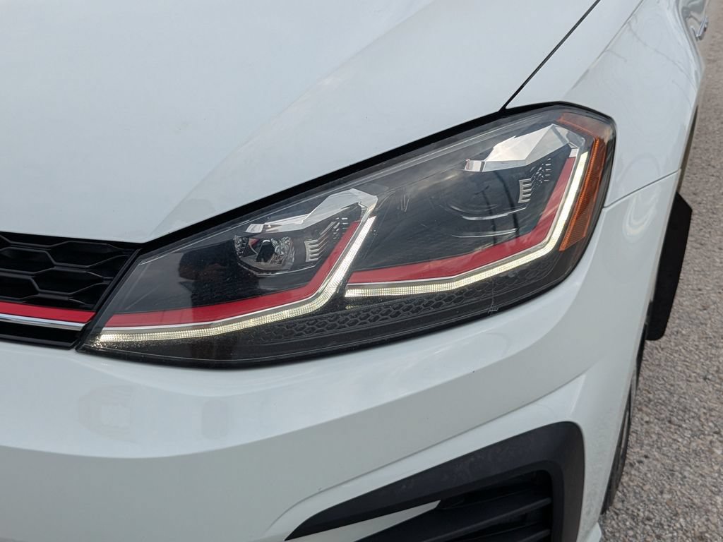 Used 2018 Volkswagen GTI SE w/ SE Leather Package FWD image 7