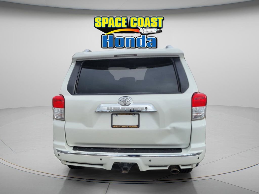 Used 2013 Toyota 4Runner SR5 w/ Convenience Pkg image 9