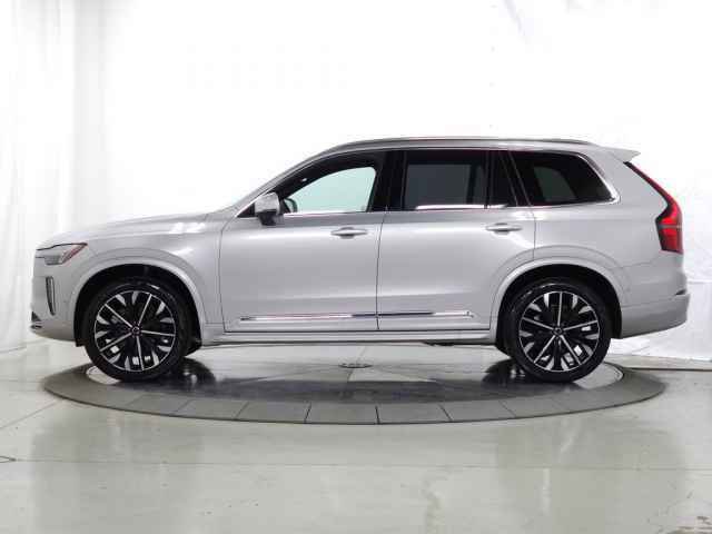 Used 2025 Volvo XC90 B5 Plus image 6