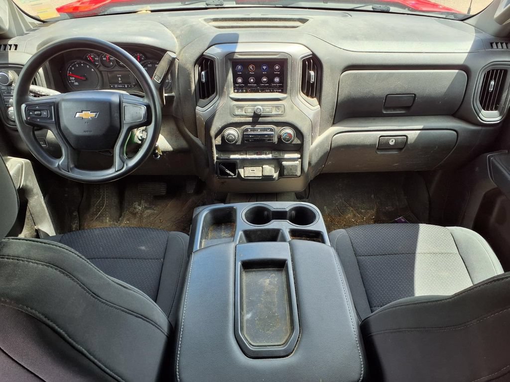 Used 2020 Chevrolet Silverado 1500 Custom w/ Custom Value Package AWD/4WD image 9