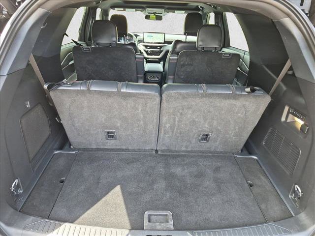 Used 2025 Ford Explorer ST w/ Sun And Sound Package AWD/4WD image 6