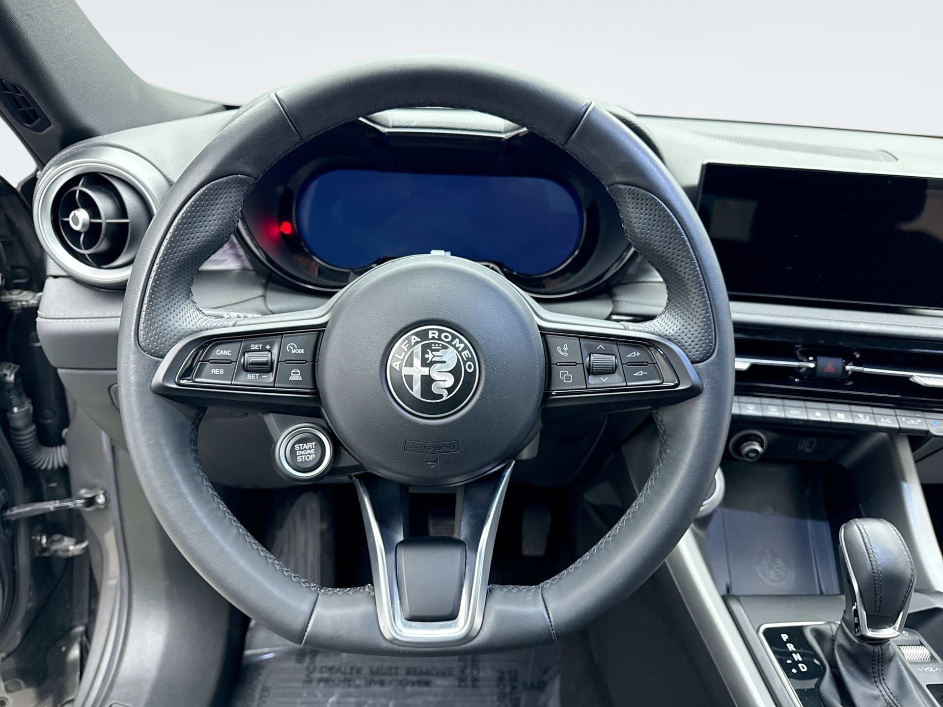 Used 2024 Alfa Romeo Tonale Ti image 12