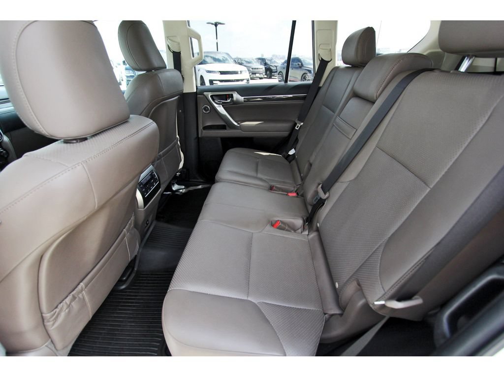 Used 2022 Lexus GX 460 Luxury w/ Off Road Package AWD/4WD image 14