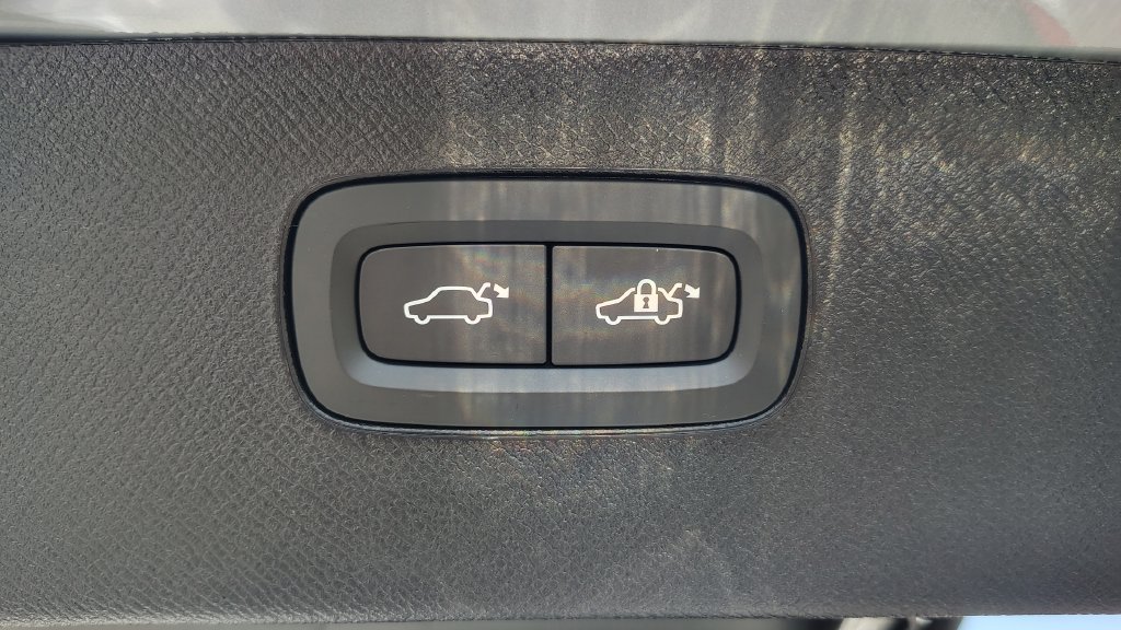 New 2026 Volvo XC90 B6 Plus AWD/4WD image 36