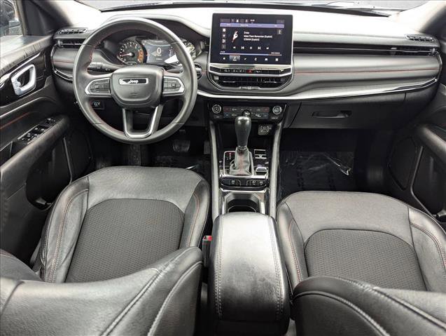 Used 2023 Jeep Compass Trailhawk AWD/4WD image 17
