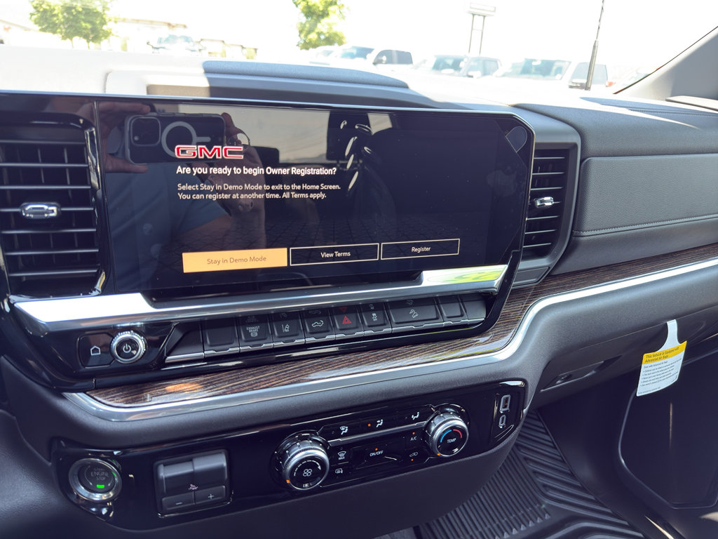 New 2025 GMC Sierra 3500 SLE w/ X31 Off-Road Package image 18