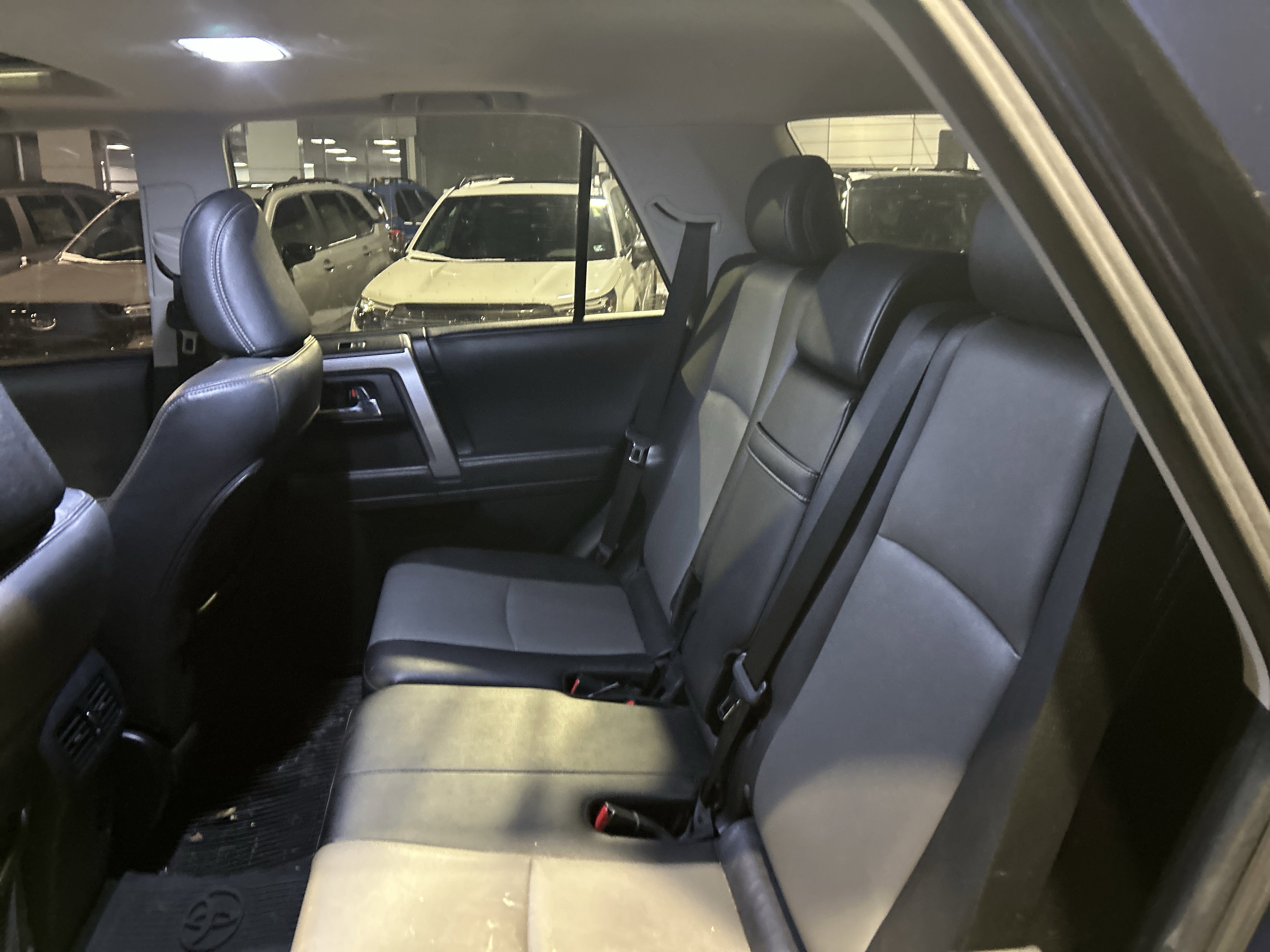 Used 2020 Toyota 4Runner SR5 Premium image 27