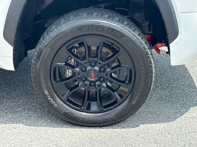 Used 2022 Toyota Tundra SR5 AWD/4WD image 12