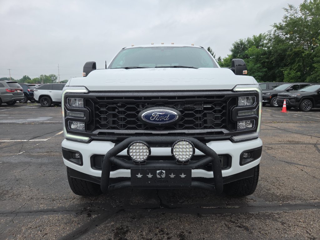 Used 2024 Ford F250 Lariat w/ Sport Appearance Package AWD/4WD image 6