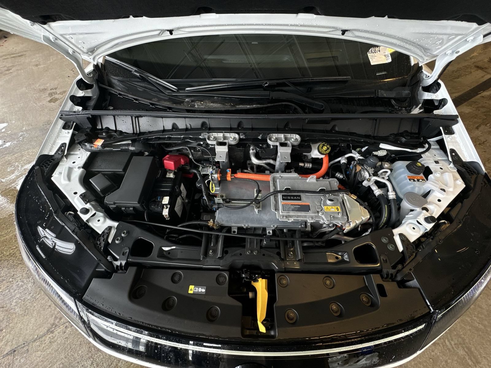 New 2026 Nissan Leaf Platinum+ w/ Cargo Package (Platinum+) FWD image 28