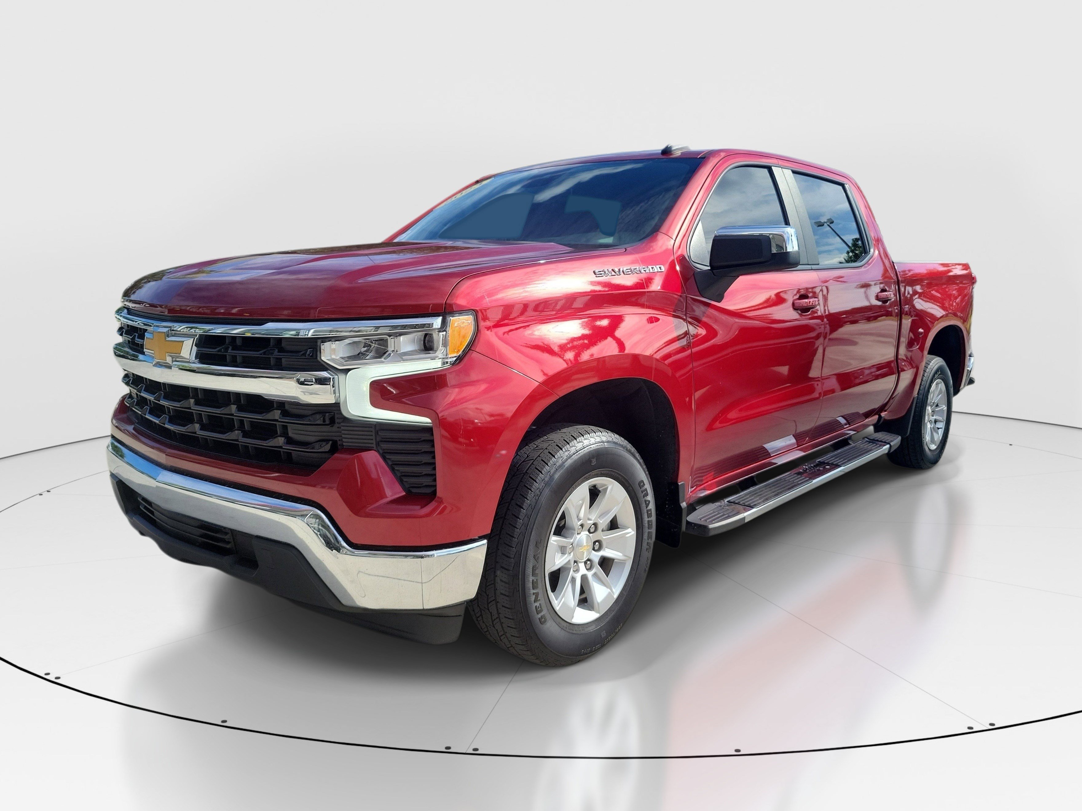 Used 2023 Chevrolet Silverado 1500 LT RWD image 3