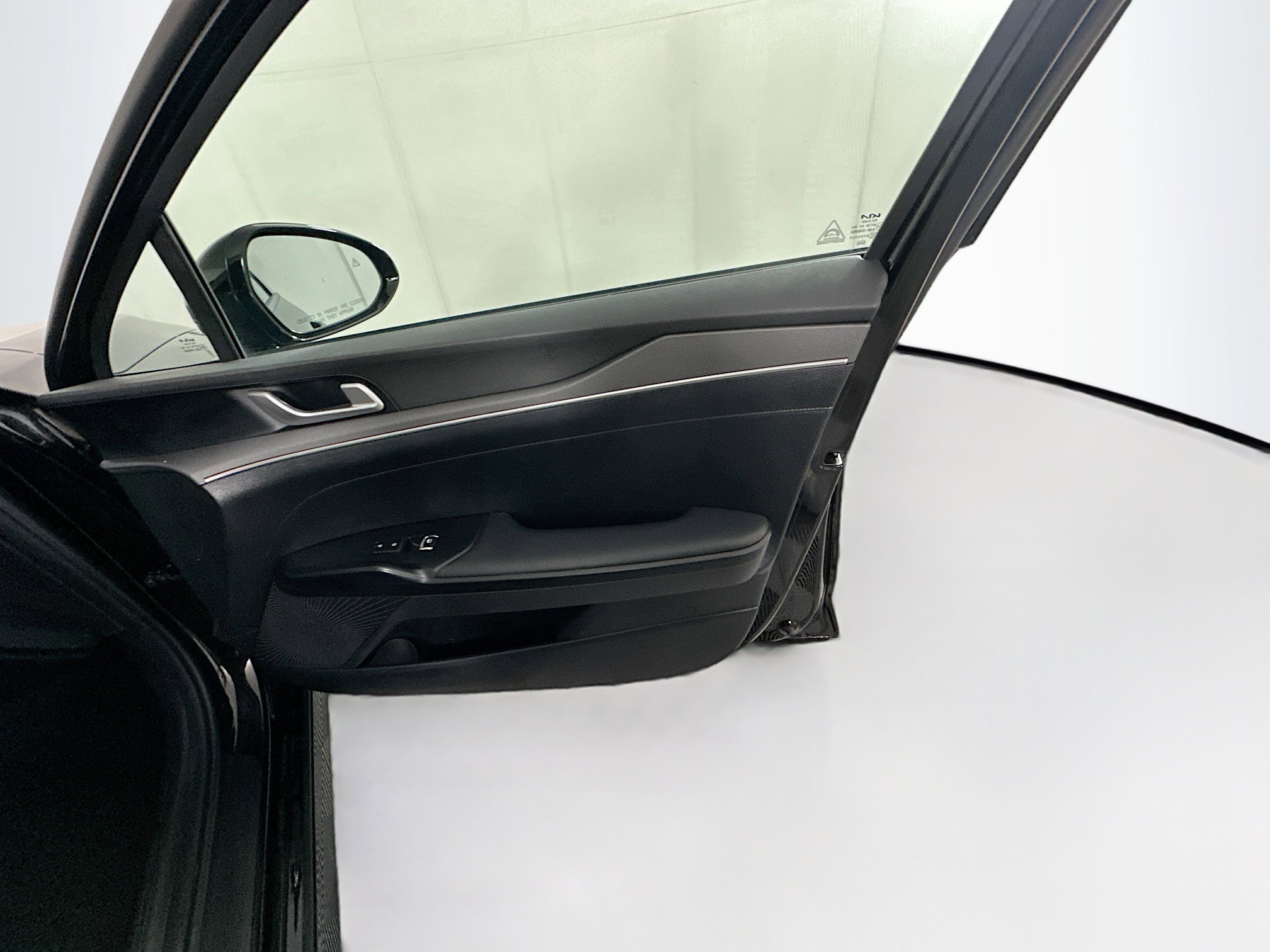 Used 2025 Kia K5 LXS image 30