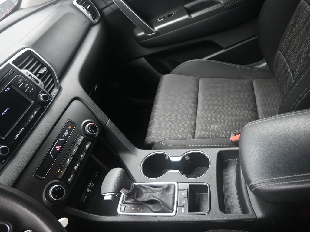 Used 2019 Kia Sportage LX image 19