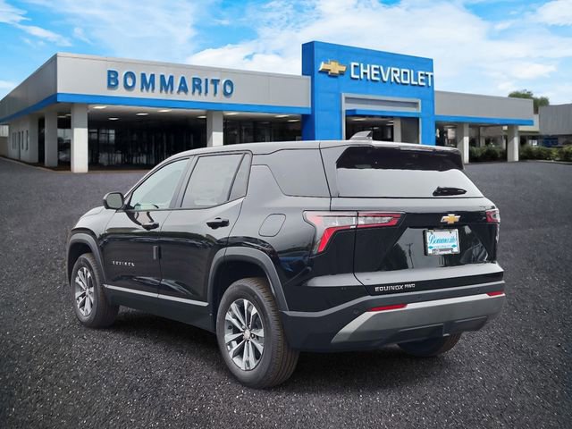 New 2026 Chevrolet Equinox LT w/ Convenience Package II AWD/4WD image 3