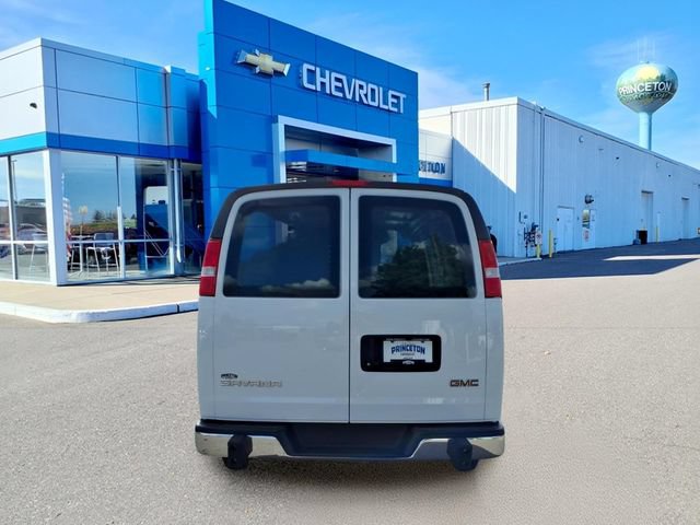 Used 2025 GMC Savana 2500 w/ Driver Convenience Package RWD image 4