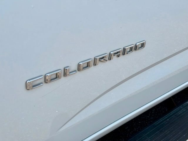Used 2022 Chevrolet Colorado W/T w/ WT Convenience Package RWD image 15