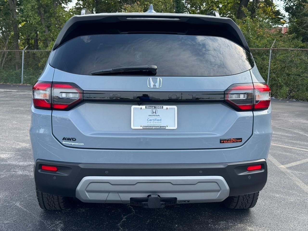 Certified 2025 Honda Pilot TrailSport image 7