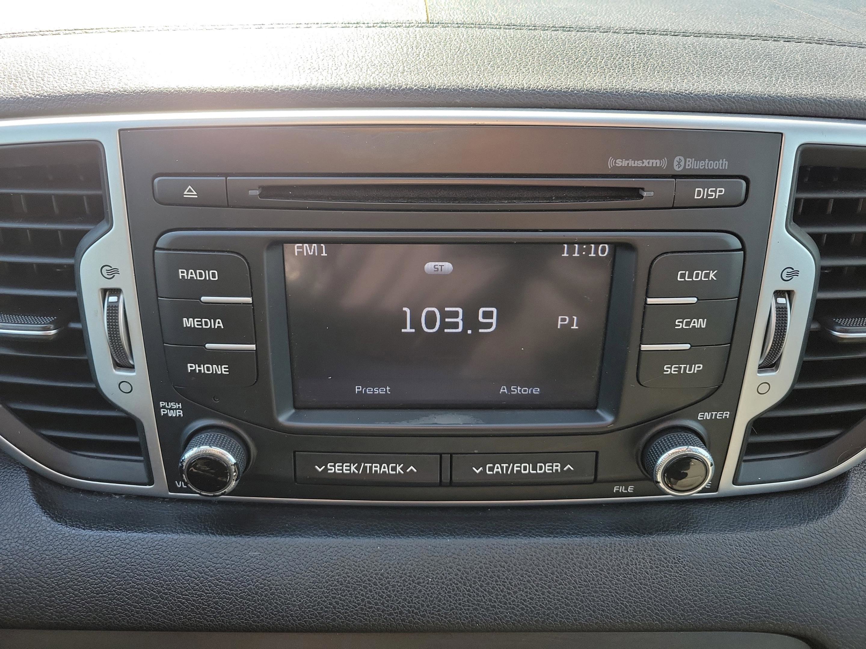 Used 2017 Kia Sportage LX w/ LX Popular Package image 3