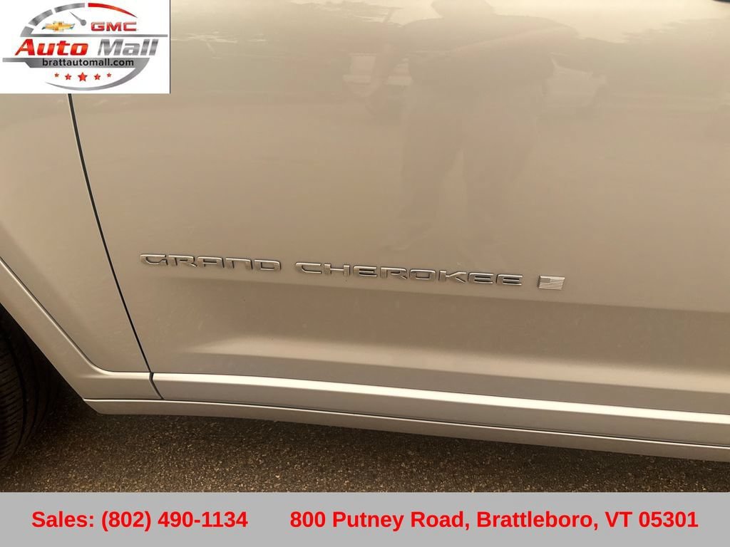 Used 2021 Jeep Grand Cherokee L Overland w/ Luxury Tech Group IV AWD/4WD image 31