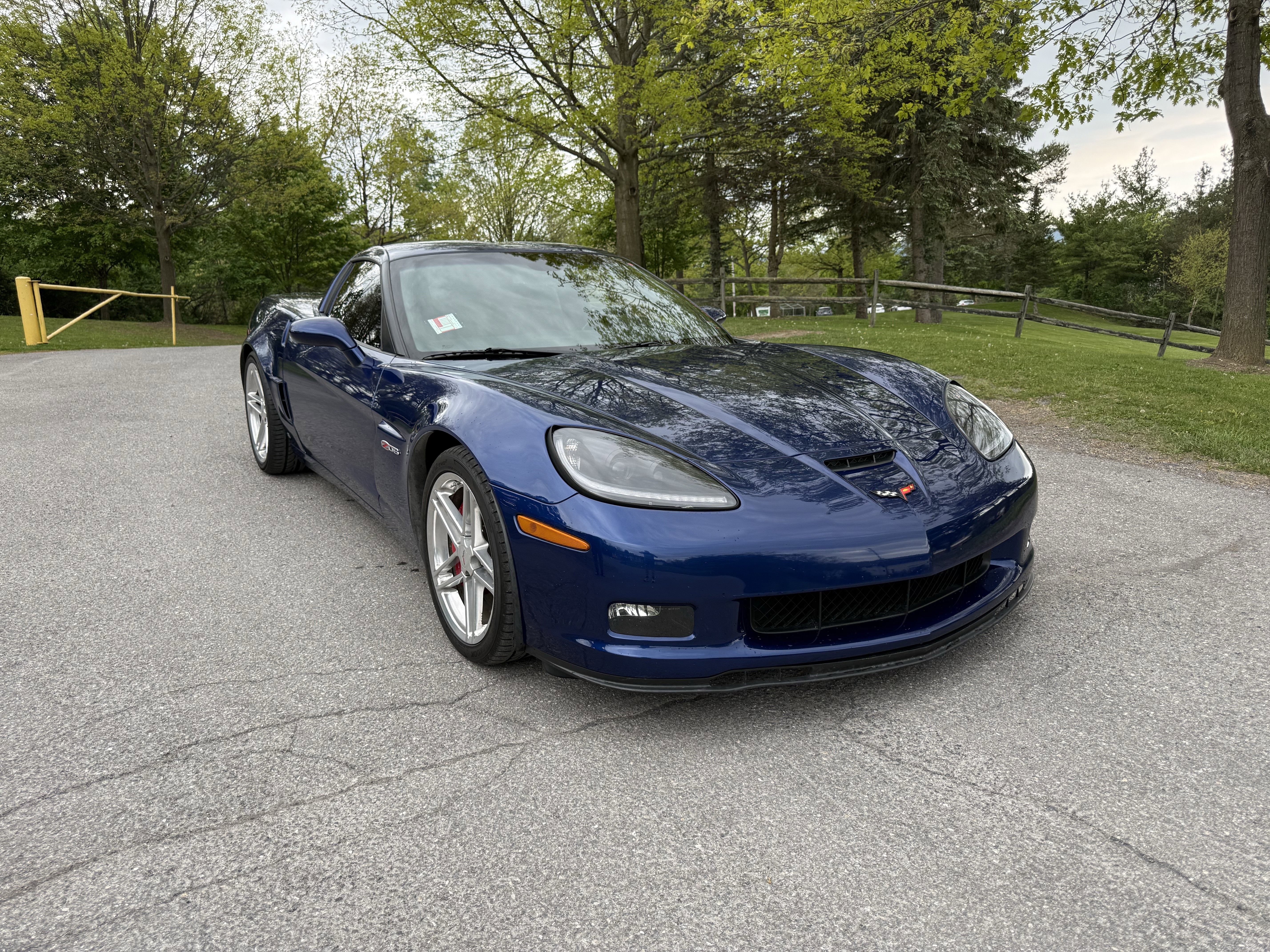 Used 2006 Chevrolet Corvette Z06 RWD image 1
