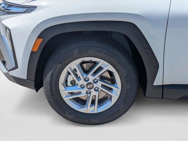 New 2026 Hyundai Tucson SE image 10