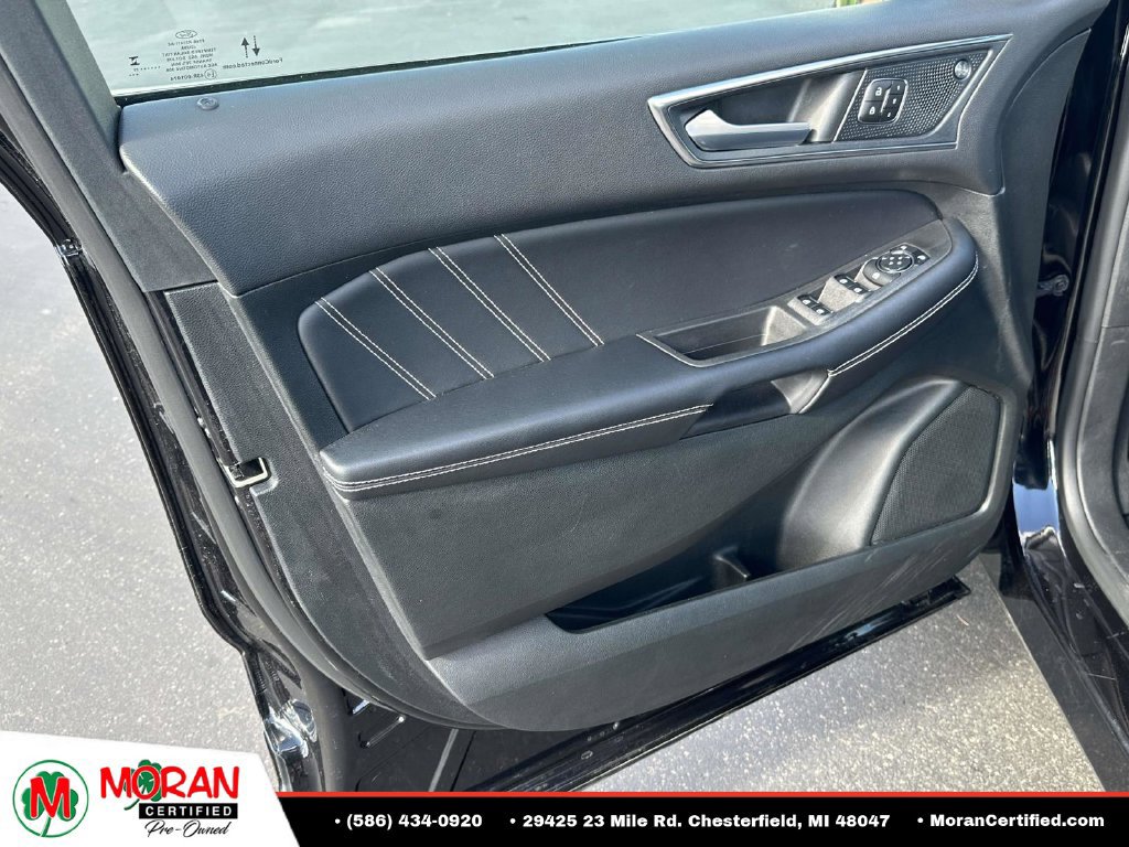 Used 2023 Ford Edge ST w/ Cargo Accessory Package AWD/4WD image 15