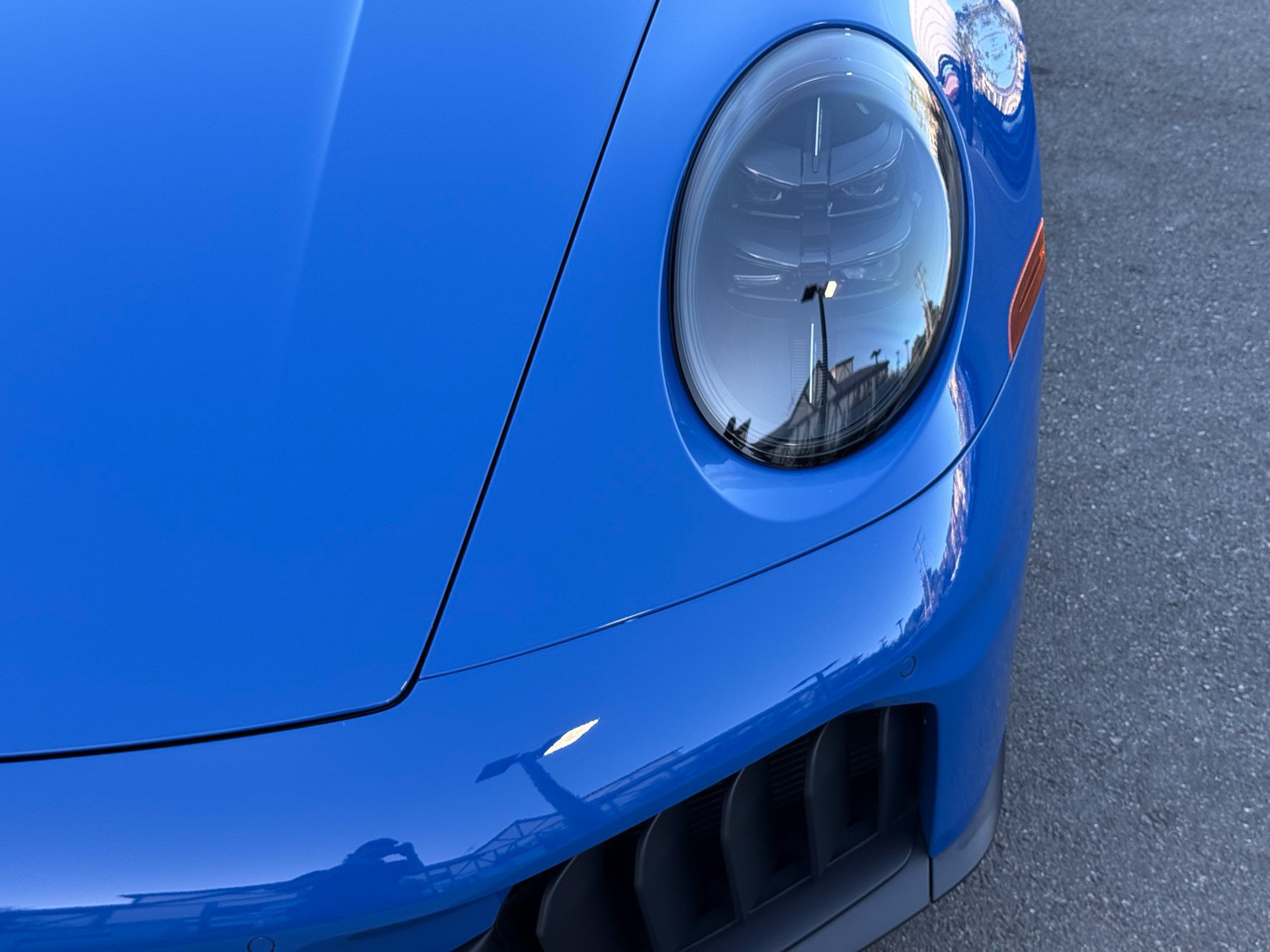 Certified 2025 Porsche 911 Carrera 4 GTS AWD/4WD image 11