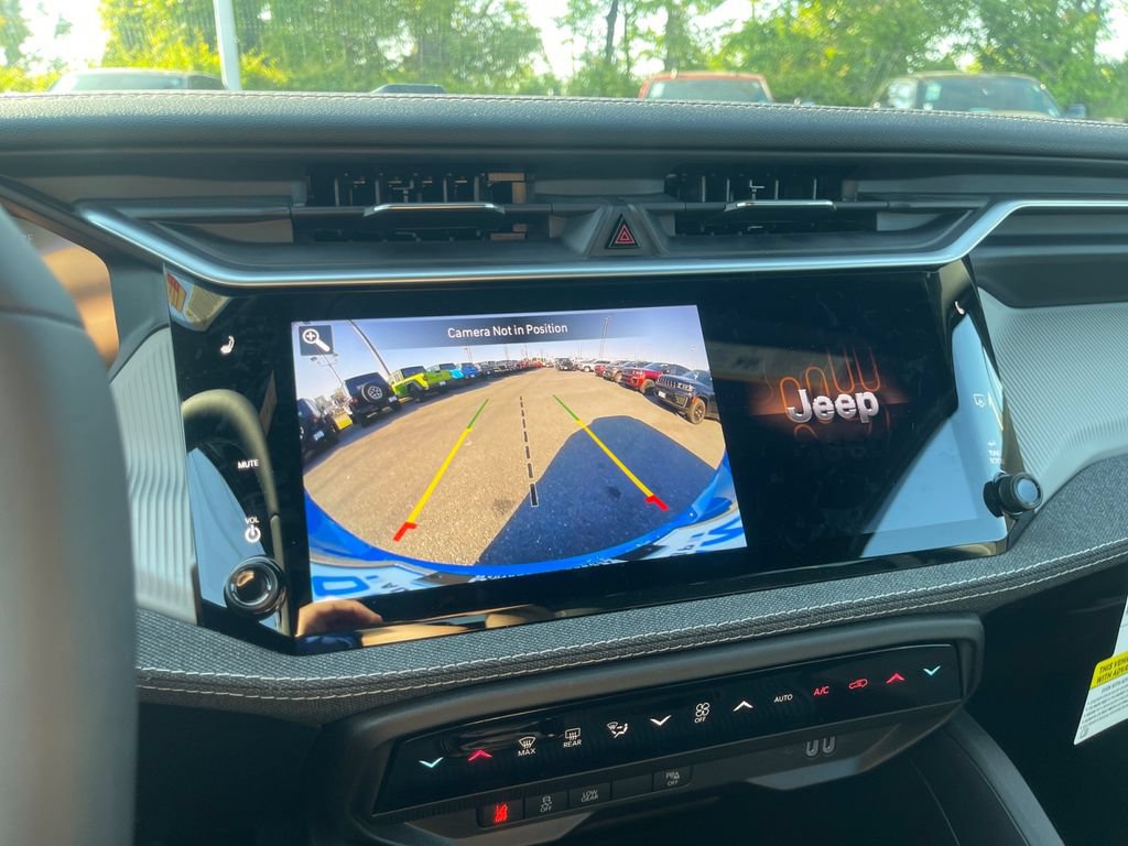 New 2026 Jeep Cherokee Laredo AWD/4WD image 20
