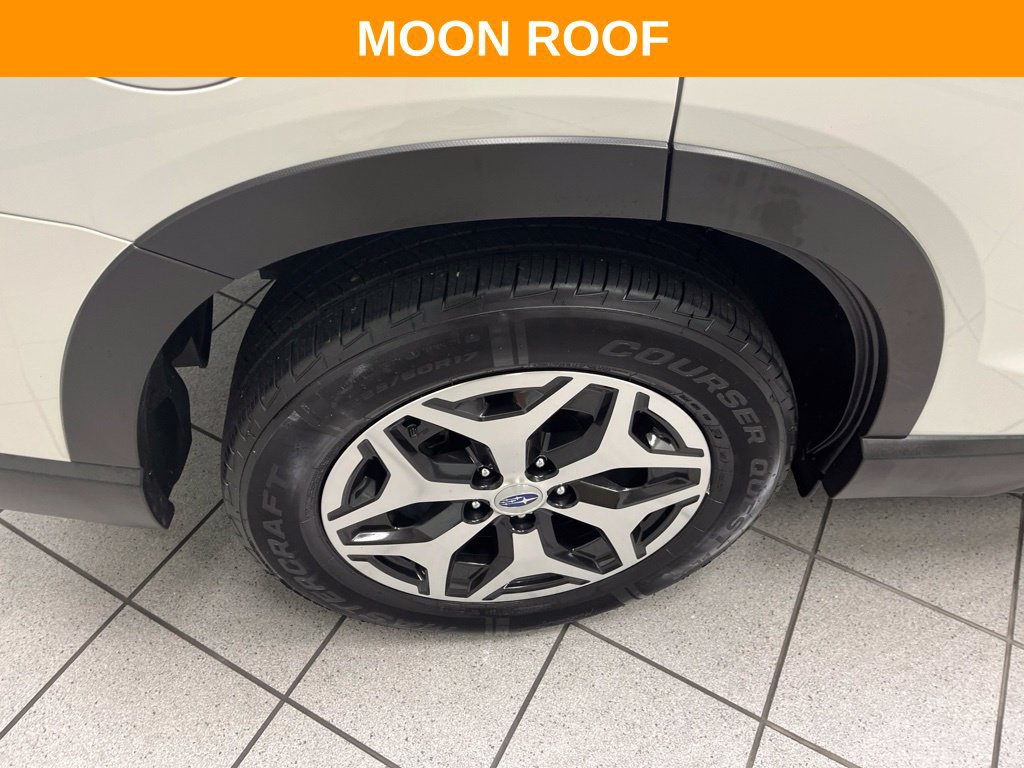 Used 2020 Subaru Forester Premium AWD/4WD image 17
