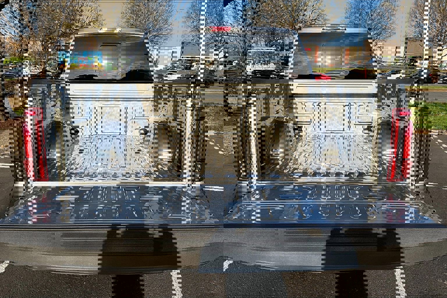 Used 2025 Ford F150 Lariat image 32