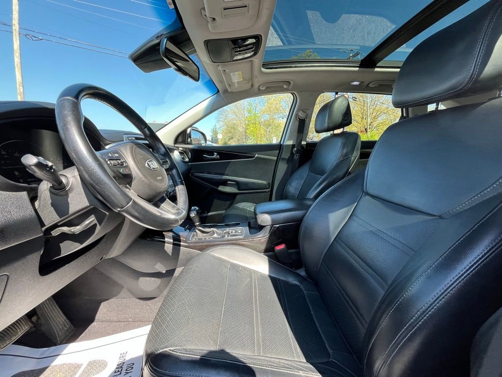 Used 2017 Kia Sorento EX w/ EX Advanced Touring Package image 15